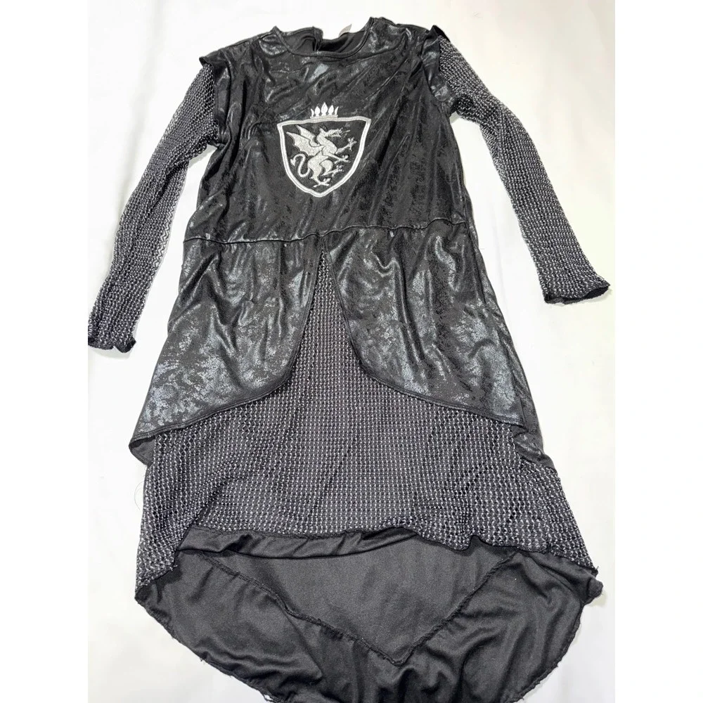 Spirit Halloween Knight Costume‎ Tunic Faux Chainmail Dragon Crest Black Small